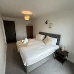 Stylish Free Parking & Gym